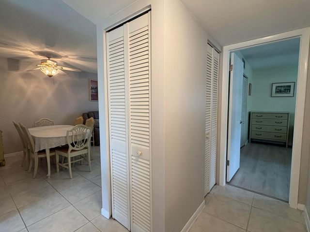 108 NE 20th Avenue NE 206, Boynton Beach, FL 33435