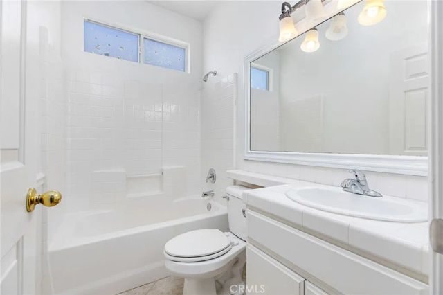 35841 Avignon Court, Winchester, CA 92596
