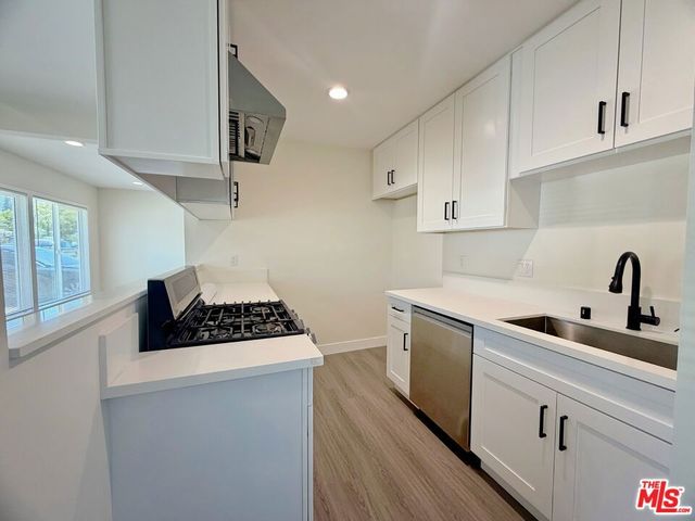 410 E Cherry Avenue, Monrovia, CA 91016