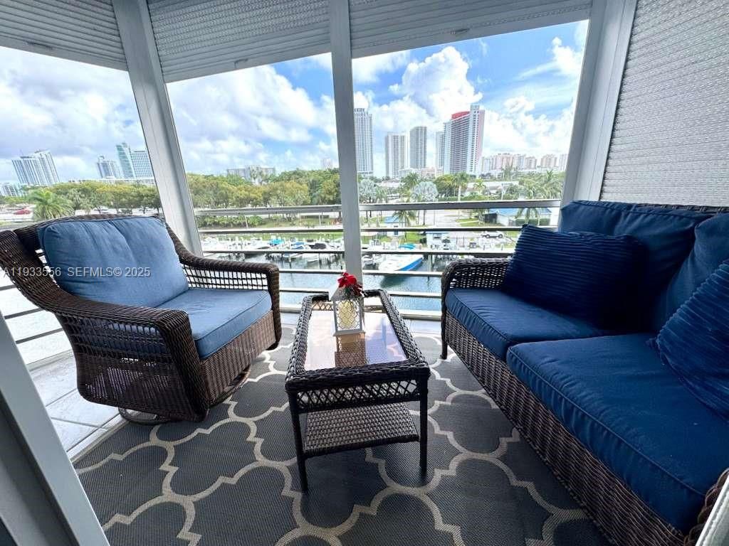 200 Diplomat Pkwy 530, Hallandale Beach, FL 33009