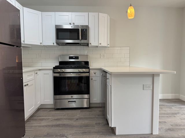 1085 Whalley Avenue 1, New Haven, CT 06515