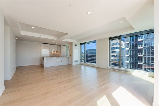 133 Seaport Blvd 2112, Boston, MA 02210