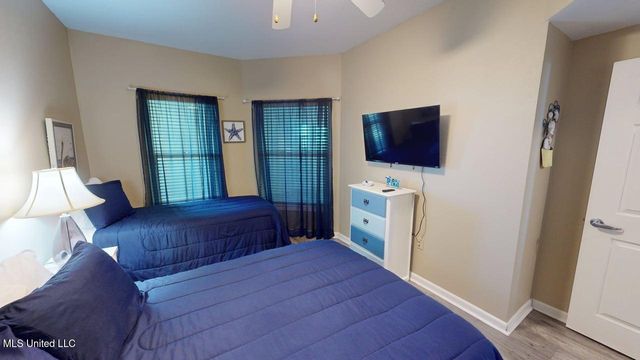 2228 Beach Drive, 1305, Gulfport, MS 39507