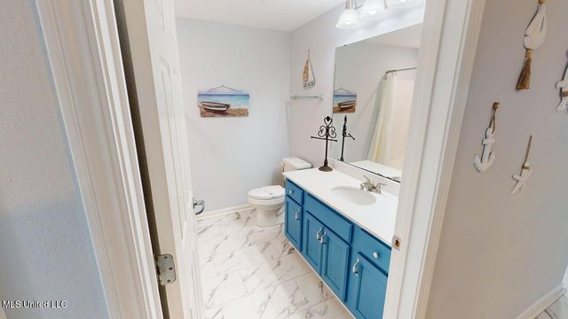 2228 Beach Drive, 1305, Gulfport, MS 39507