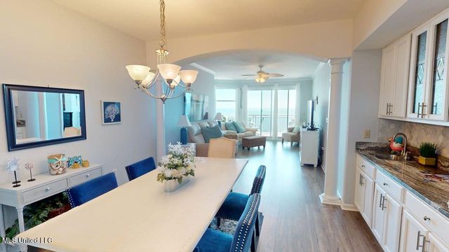 2228 Beach Drive, 1305, Gulfport, MS 39507