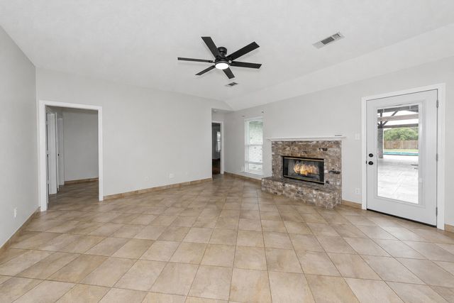 302 Anita Lane, Waxahachie, TX 75165