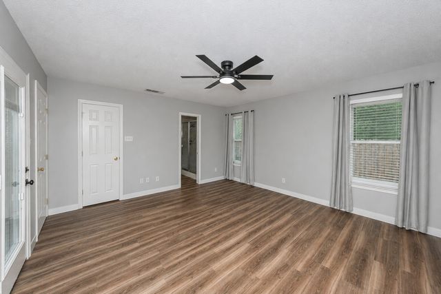 302 Anita Lane, Waxahachie, TX 75165