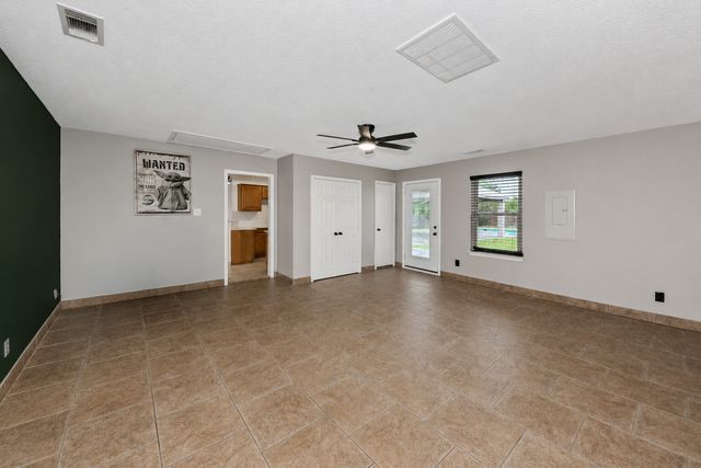 302 Anita Lane, Waxahachie, TX 75165