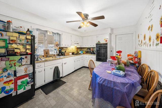 34 Henry Street, Port Reading, NJ 07064