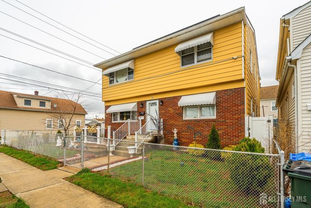 34 Henry Street, Port Reading, NJ 07064