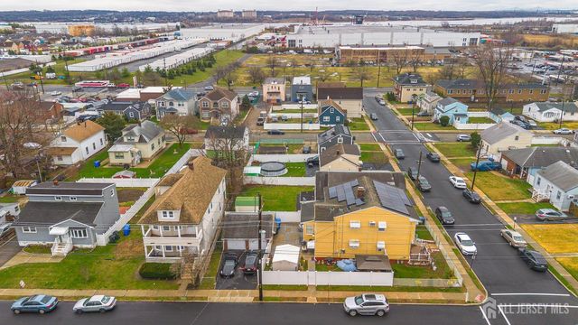 34 Henry Street, Port Reading, NJ 07064