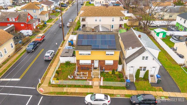 34 Henry Street, Port Reading, NJ 07064