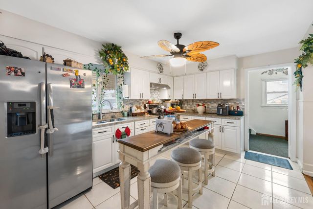 34 Henry Street, Port Reading, NJ 07064