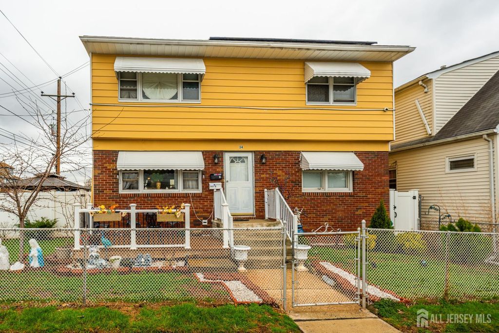 34 Henry Street, Port Reading, NJ 07064