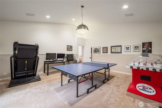 250 W St James Place, Longview, WA 98632