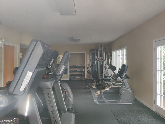 17 Brittany Way NE, Atlanta, GA 30324