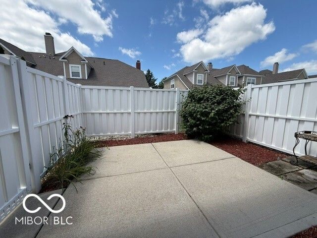 15538 Smithfield Drive, Westfield, IN 46074