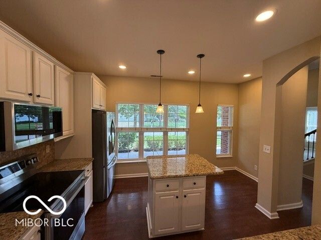 15538 Smithfield Drive, Westfield, IN 46074