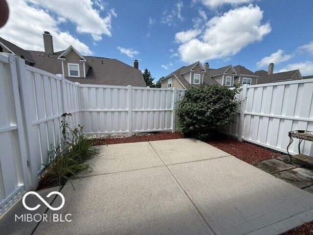 15538 Smithfield Drive, Westfield, IN 46074