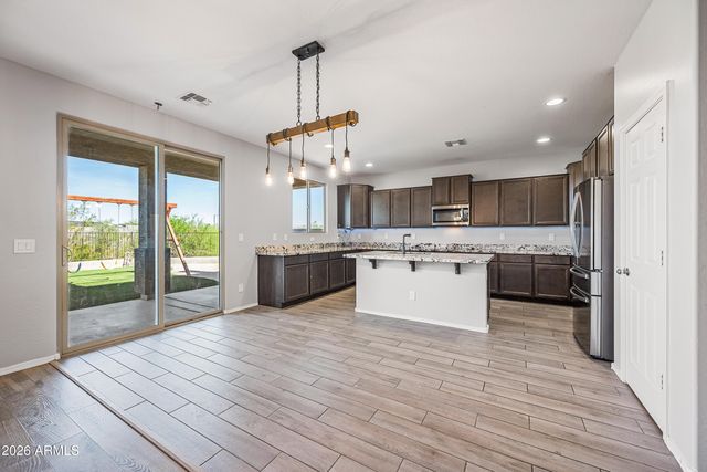 18138 W ROBIN Lane, Surprise, AZ 85387