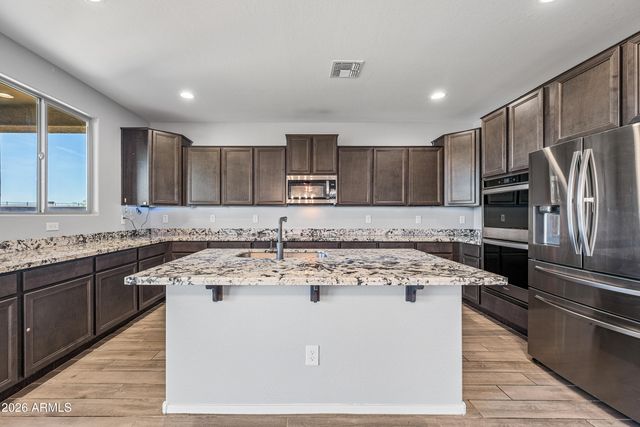 18138 W ROBIN Lane, Surprise, AZ 85387