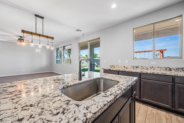 18138 W ROBIN Lane, Surprise, AZ 85387