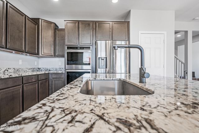 18138 W ROBIN Lane, Surprise, AZ 85387