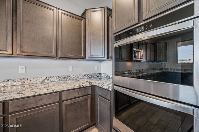 18138 W ROBIN Lane, Surprise, AZ 85387