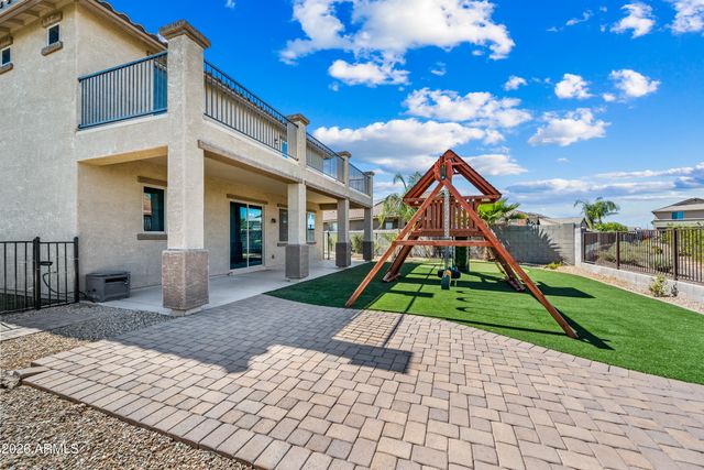 18138 W ROBIN Lane, Surprise, AZ 85387