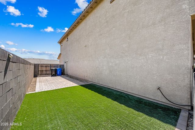 18138 W ROBIN Lane, Surprise, AZ 85387