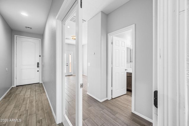 18138 W ROBIN Lane, Surprise, AZ 85387