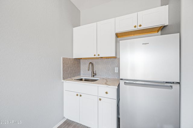 18138 W ROBIN Lane, Surprise, AZ 85387