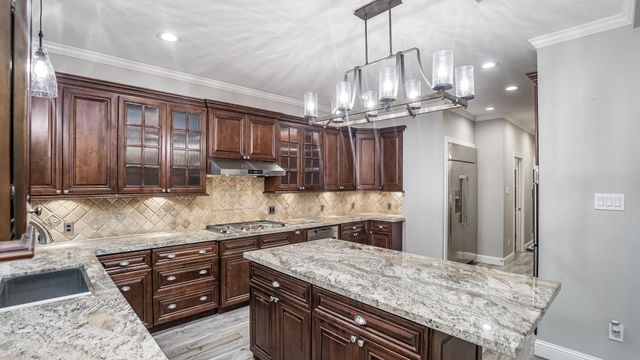 25 The Oval Street, Sugar Land, TX 77479