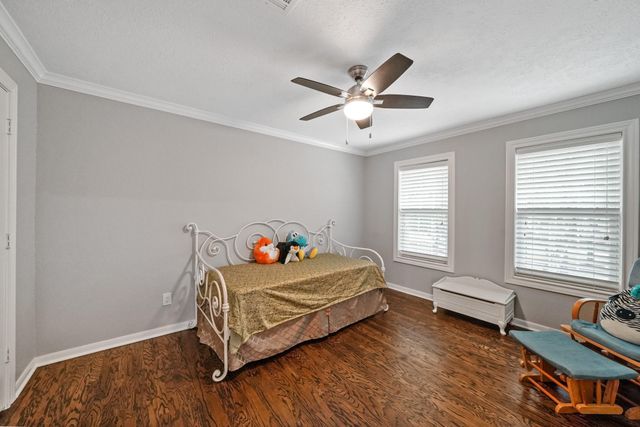 25 The Oval Street, Sugar Land, TX 77479