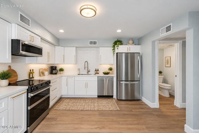 4925 N 73RD Street 16, Scottsdale, AZ 85251