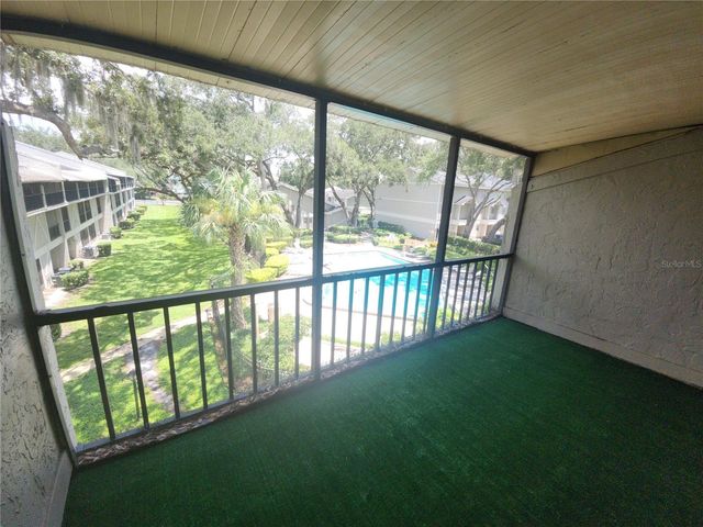 14422 REUTER STRASSE CIRCLE 112, Tampa, FL 33613