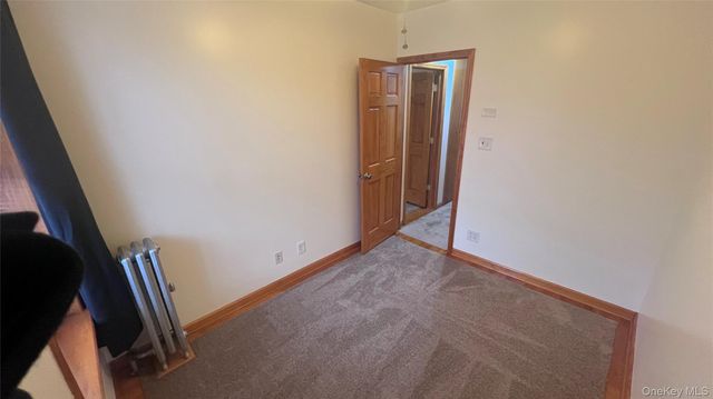 4138 49th Street 2R, Sunnyside, NY 11104