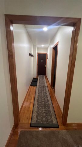 4138 49th Street 2R, Sunnyside, NY 11104