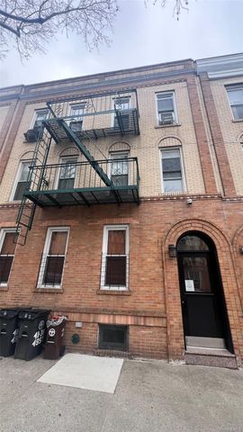 4138 49th Street 2R, Sunnyside, NY 11104