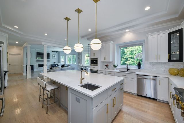 2447 Sharon Court, Naperville, IL 60564