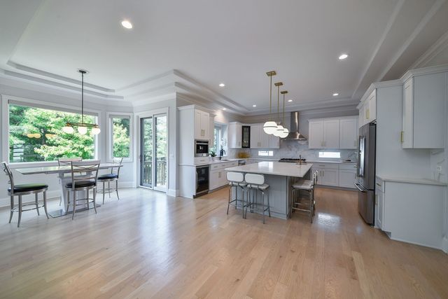 2447 Sharon Court, Naperville, IL 60564