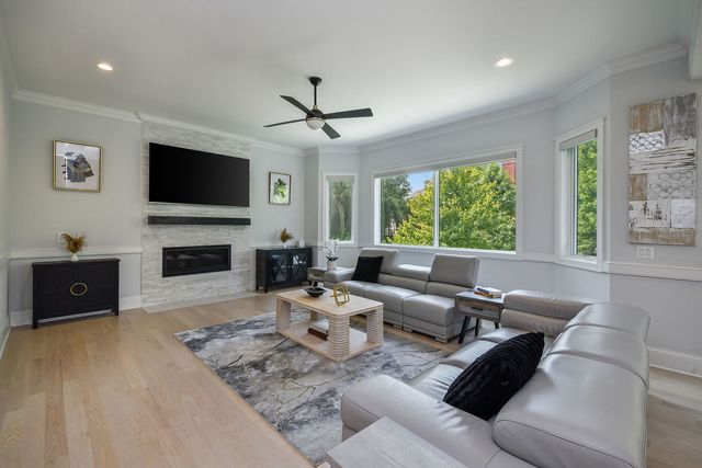 2447 Sharon Court, Naperville, IL 60564