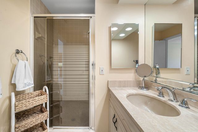 61 Eastgate Drive C, Boynton Beach, FL 33436