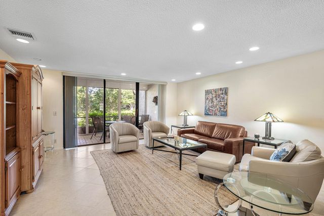 61 Eastgate Drive C, Boynton Beach, FL 33436