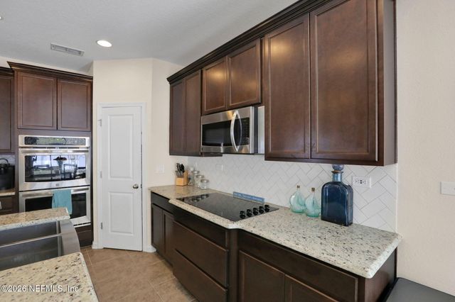 97150 HARBOR CONCOURSE Circle, Fernandina Beach, FL 32034