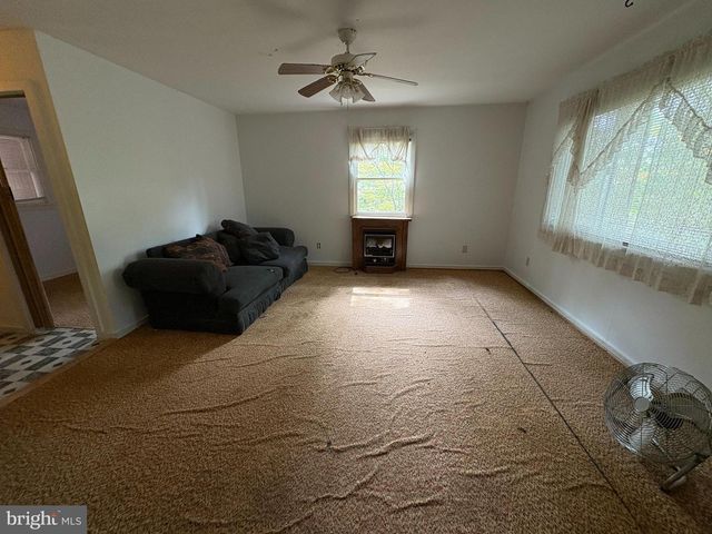 199 BUTERA RIDGE RD, Moorefield, WV 26836