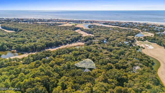 40 Dowitcher Trail, Bald Head Island, NC 28461