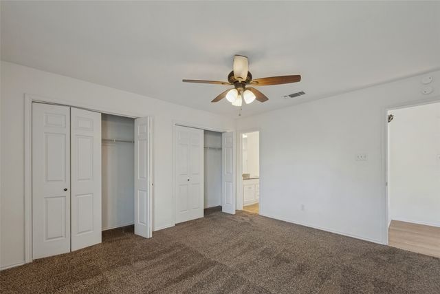 10 W Meadow Lane, Bedford, TX 76021