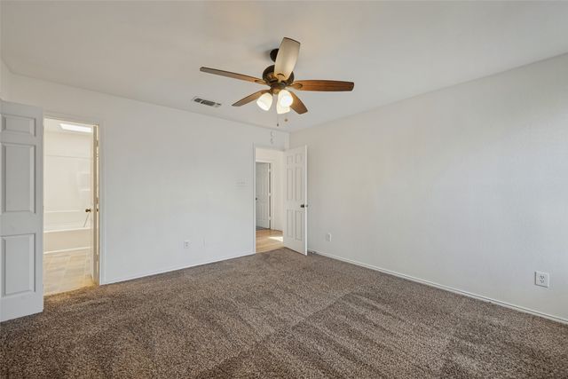 10 W Meadow Lane, Bedford, TX 76021