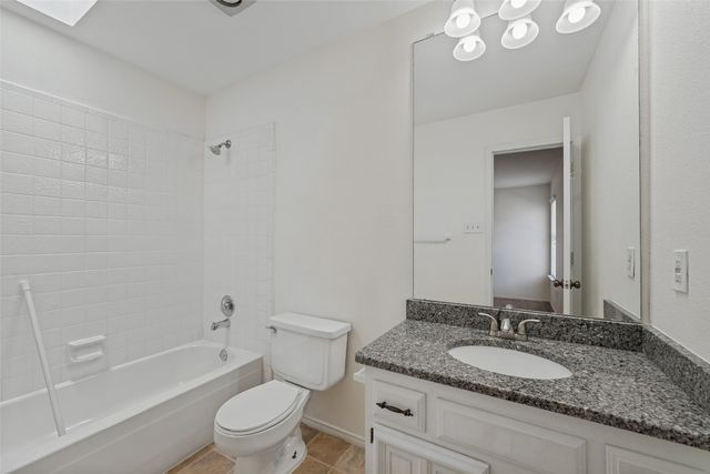 10 W Meadow Lane, Bedford, TX 76021